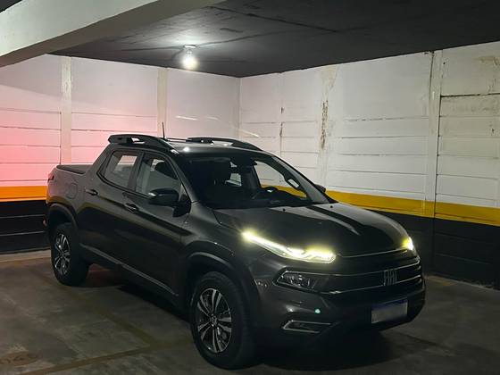 FIAT TORO 2.0 16V TURBO DIESEL FREEDOM 4WD AT9 FIAT TORO 2.0 16V TURBO DIESEL FREEDOM 4WD AT9